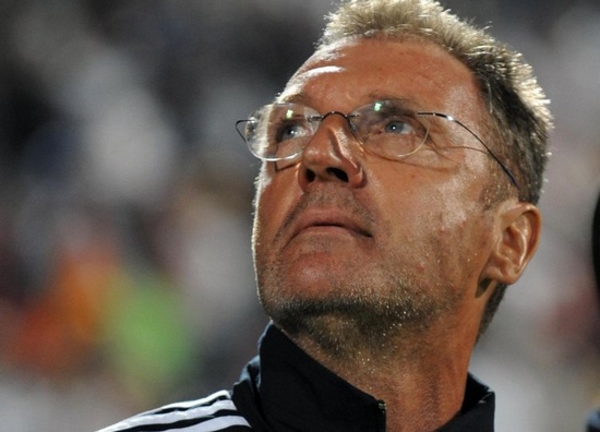 EN - Ruud Krol exige un contrat de deux ans